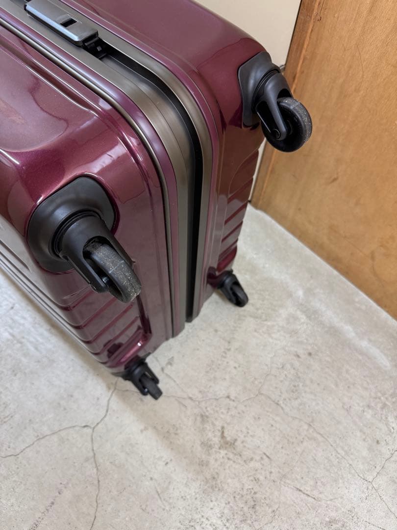 【最終値下】サムソナイト AERIAL 中型キャリーケース 4輪