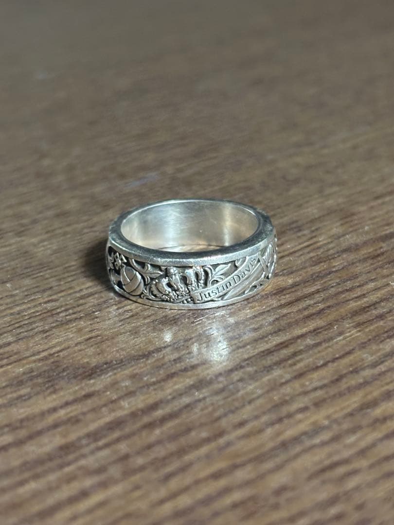 ジャスティンデイビス　925シルバー 彫刻リング