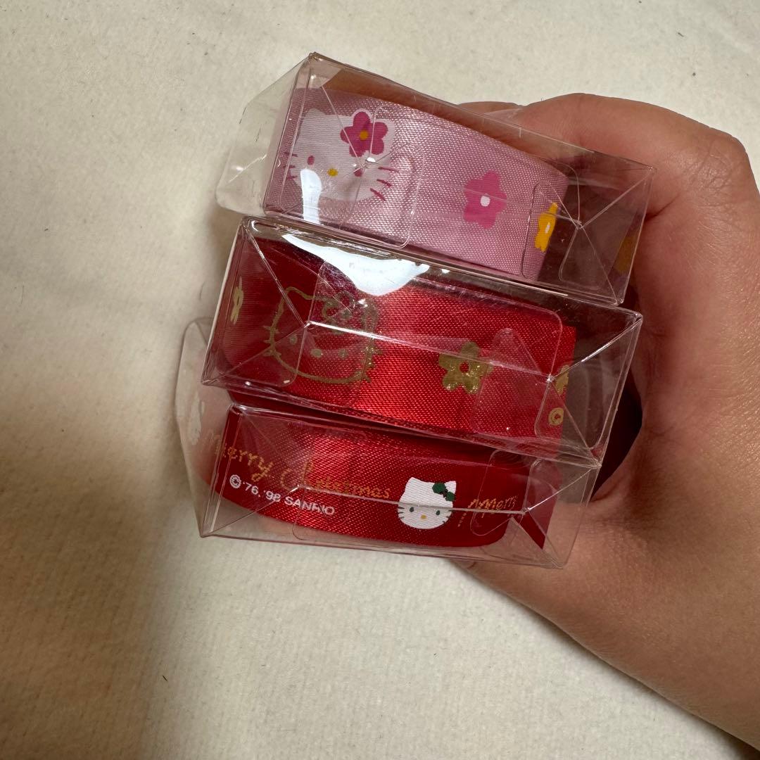 ハローキティ　ラッピングリボン