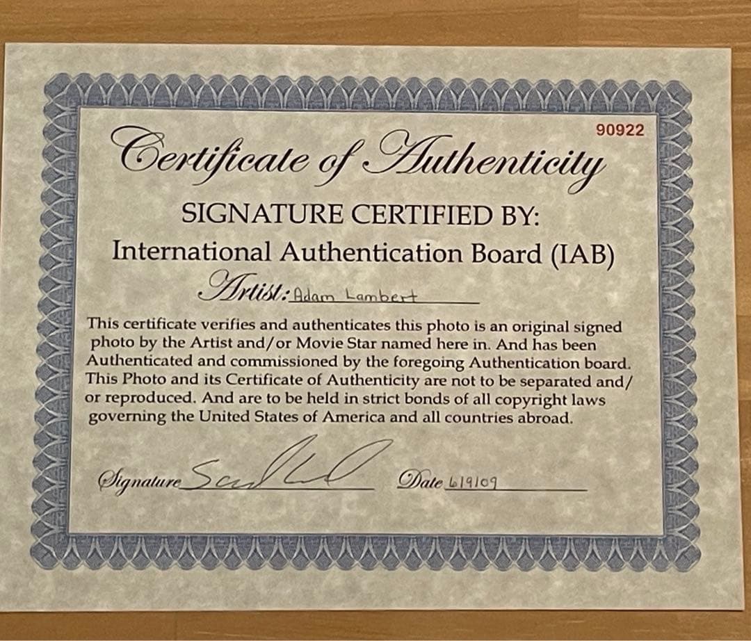 アダム ランバート Queen 大判 サイン入り写真 + Certificate