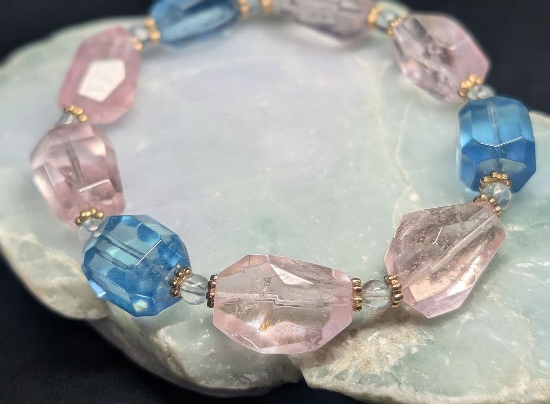 高品質虹入り優美モルガナイトデザブレ