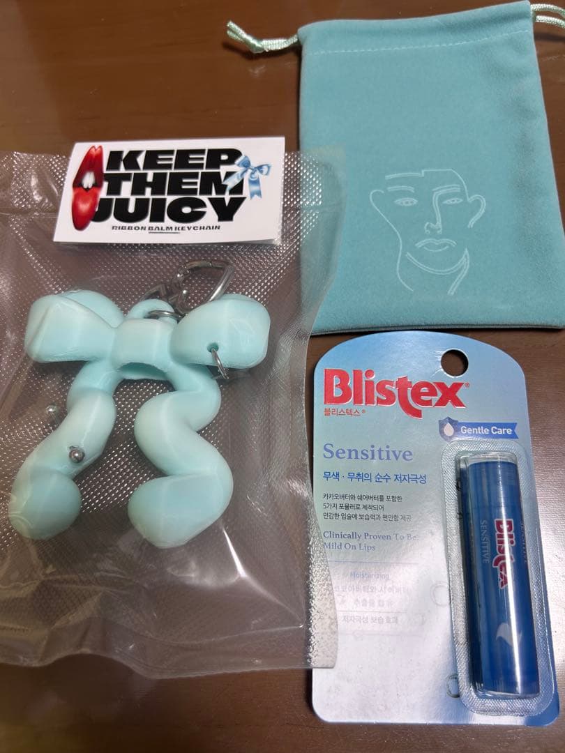 jimi リボンバームキーチェーン Angelic Blue