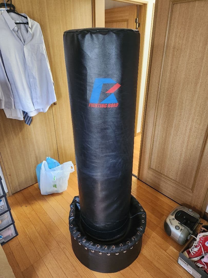 ☆引き取り限定☆FIGHTING BUDDY サンドバッグ 黒
