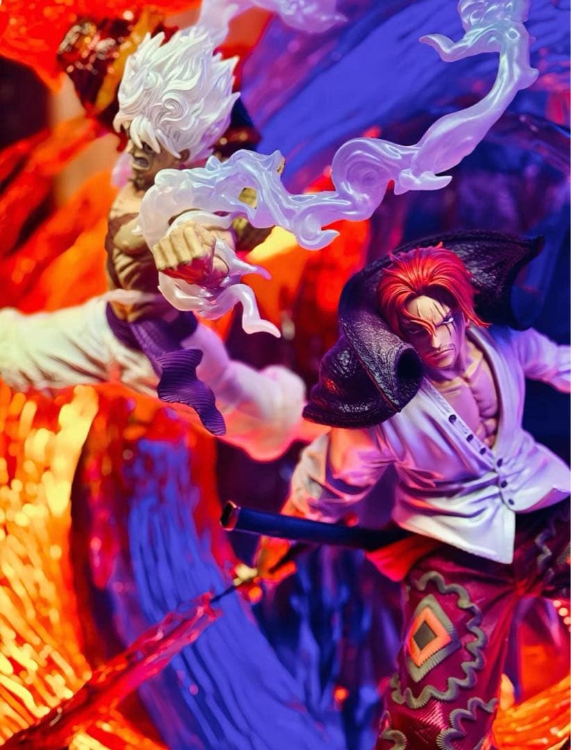 ワンピース　ルフィ　シャンクス　フィギュア