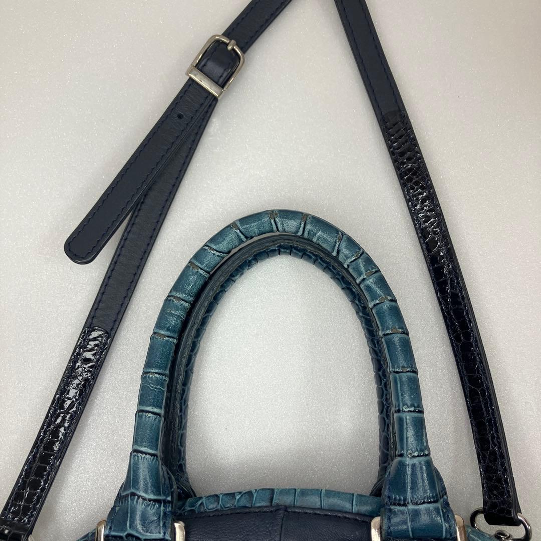 【美品】ムータ 2way ハンド ショルダーバッグ スパンコール 本革 ネイビー