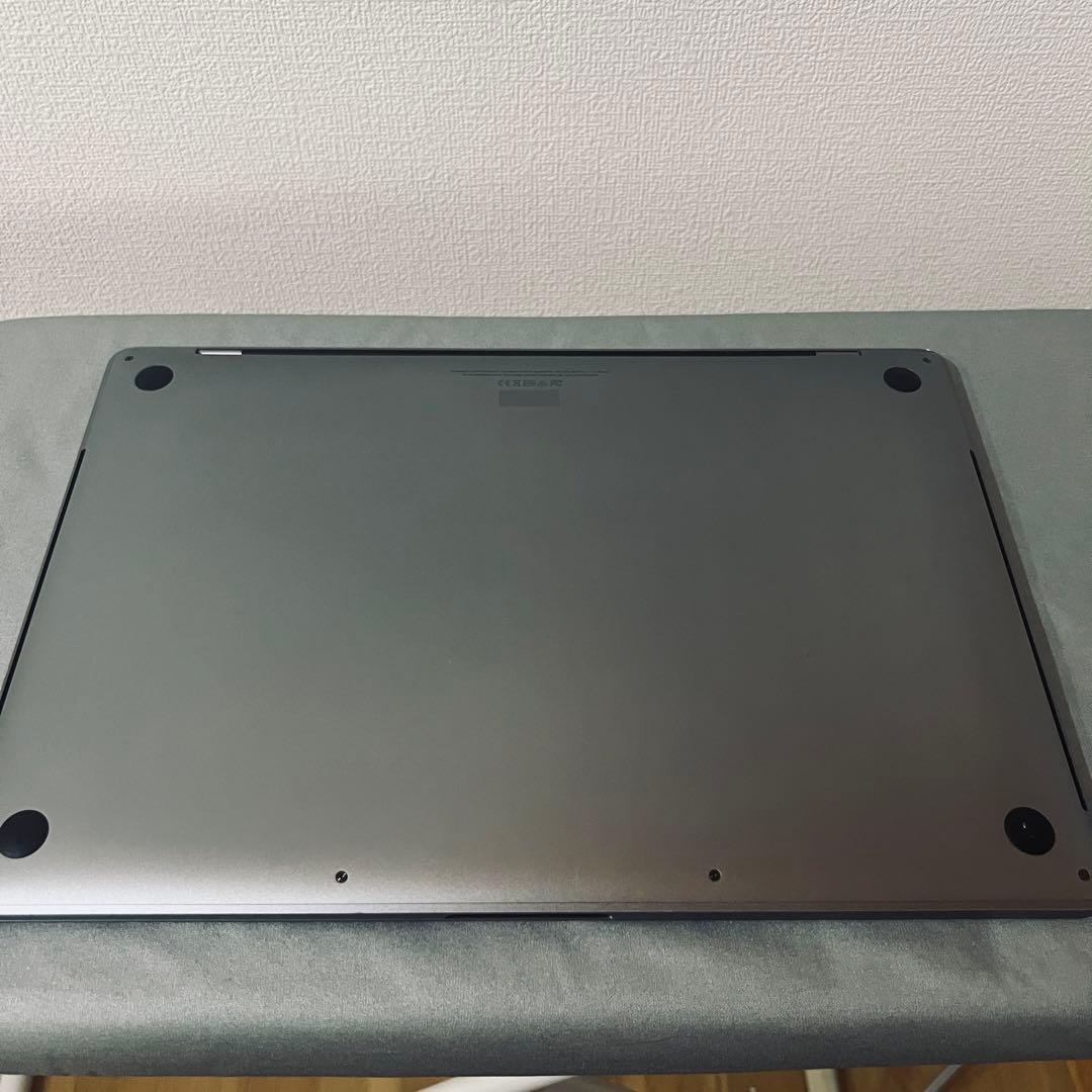 【高性能！】MacBook Pro 2018 16GB 512GB 15インチ