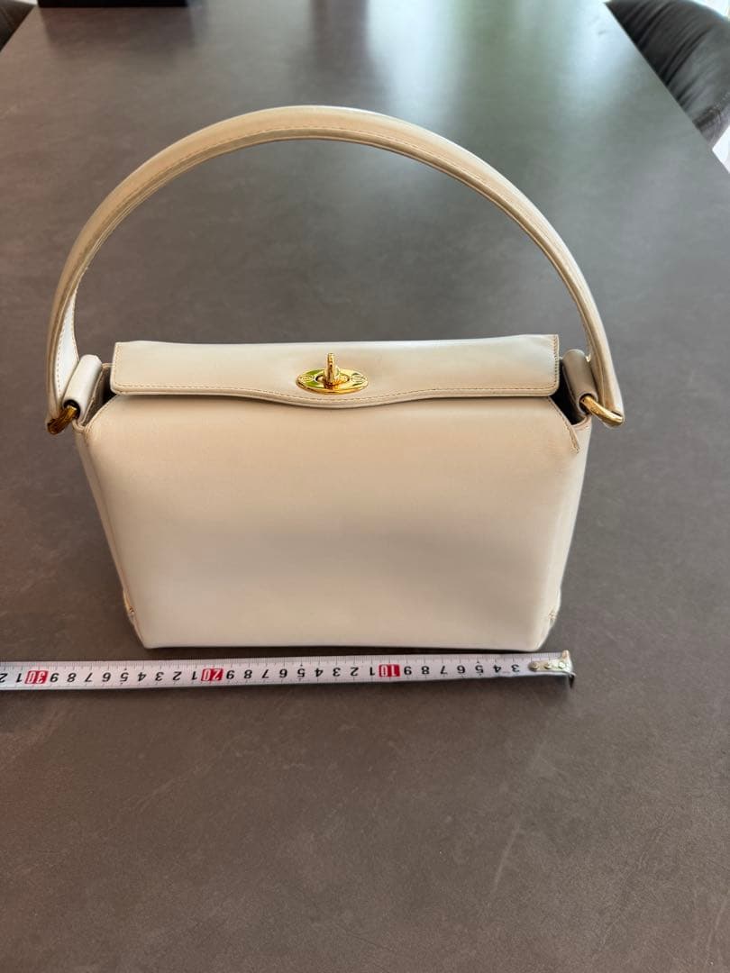 ホワイトハンドバッグ GUCCI グッチ