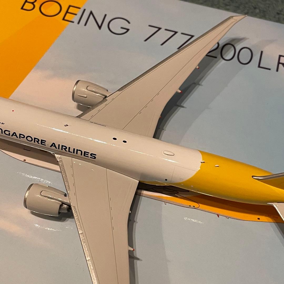 DHL SINGAPORE AIRLINES 777-200LRF シンガポール