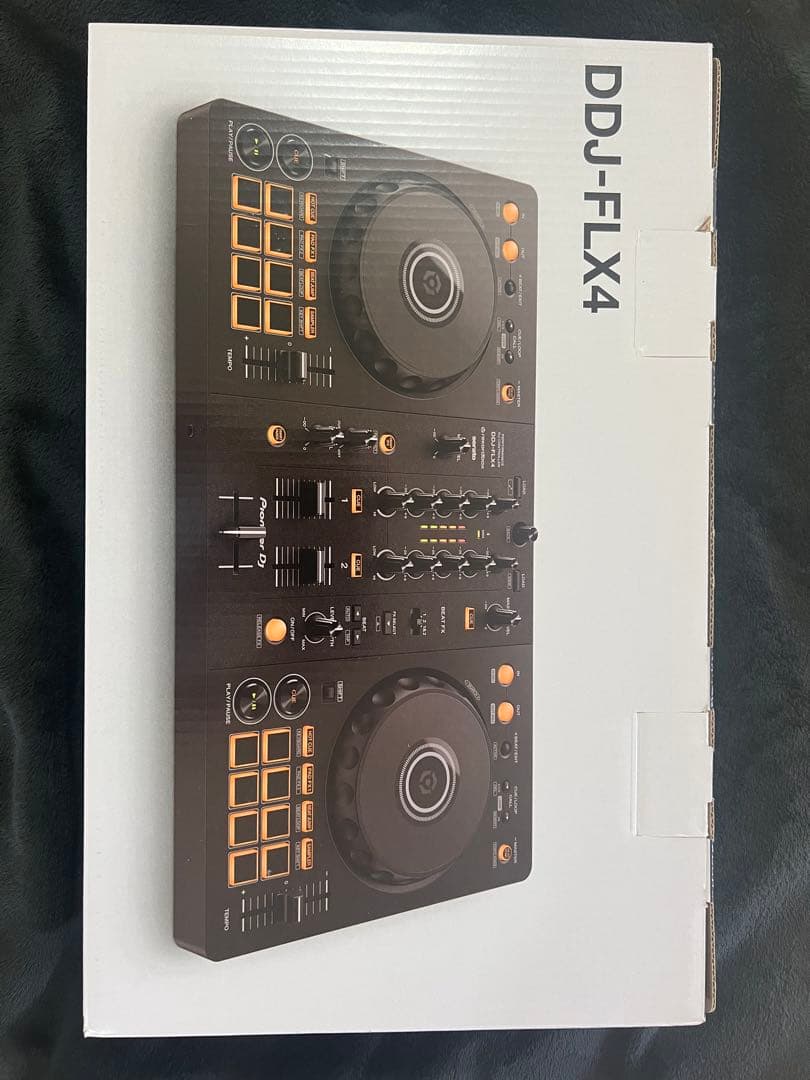 Pioneer DDJ-FLX4 コントローラー