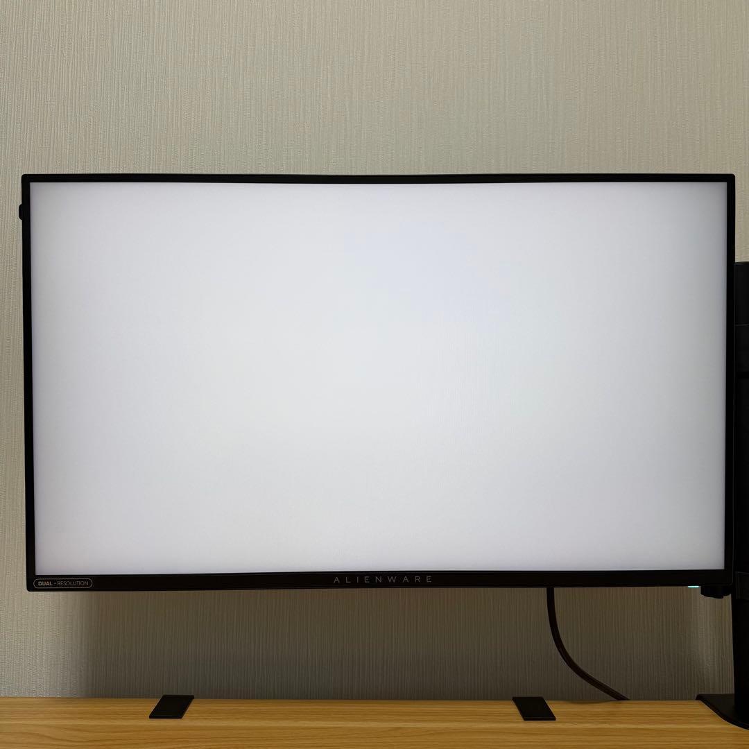 Alienware AW2725QF 27インチ 4K/FHDゲーミングモニター