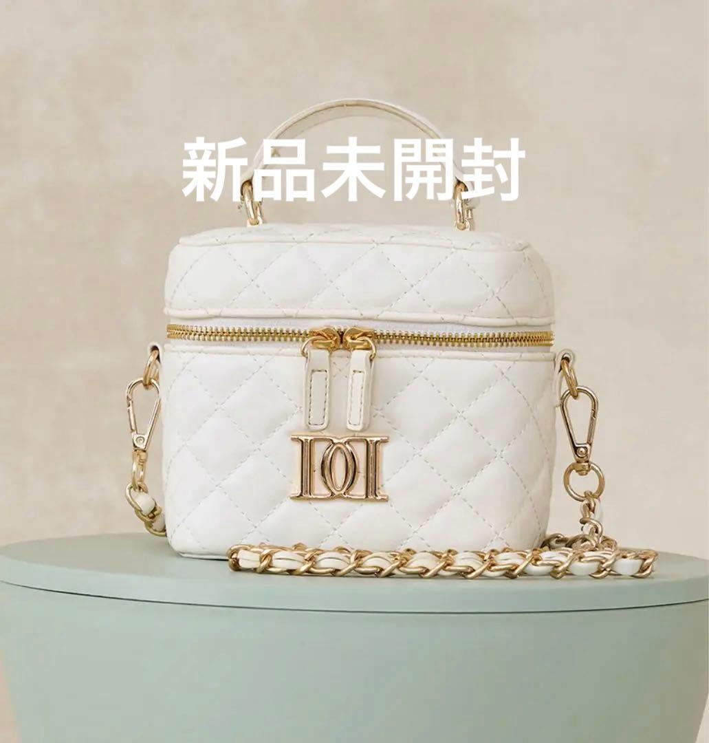 Darich キルティングスクエアミニバッグ WHT ゴールドパーツ