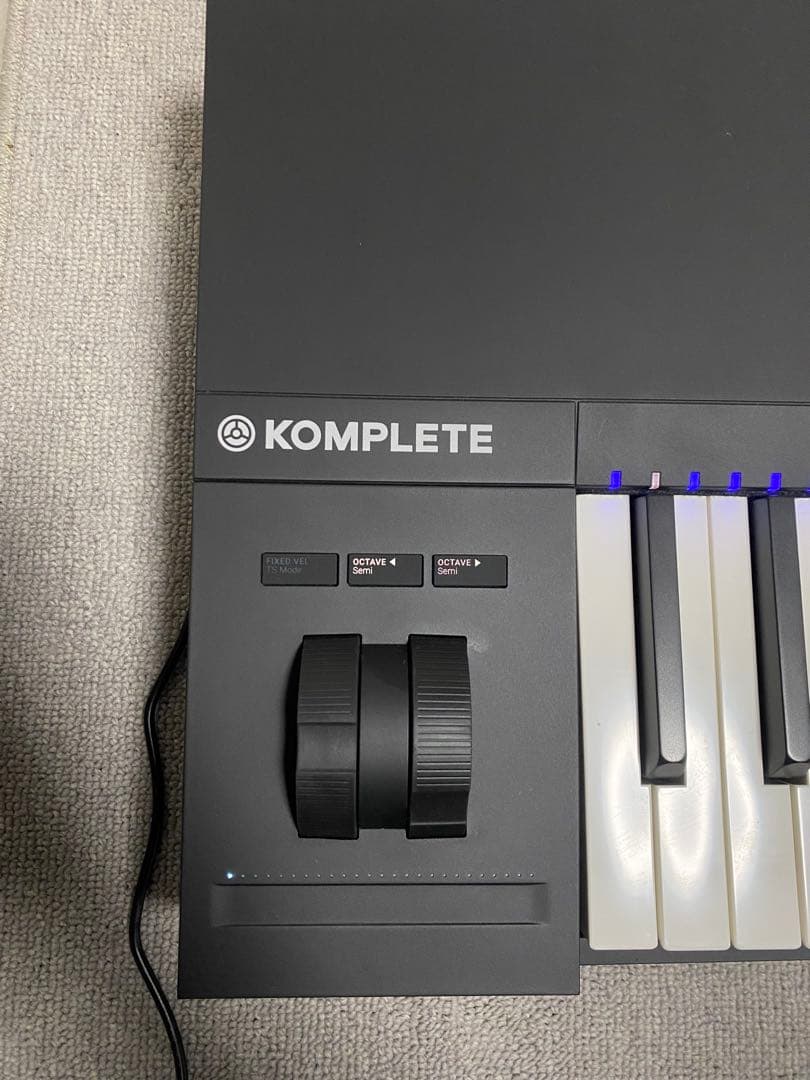 DTM・DAW KOMPLETE KONTROL S88 MK2