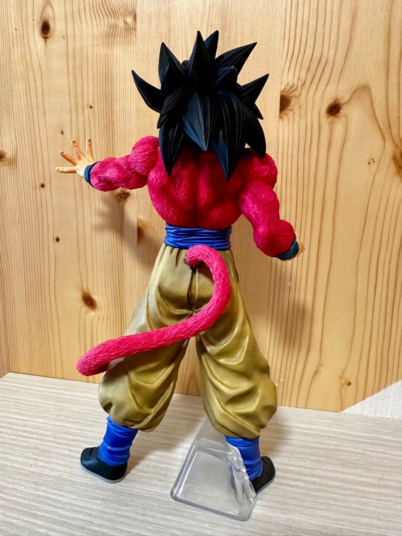 一番くじ　ドラゴンボール　フィギュア　超サイヤ人4 MASTER LISE