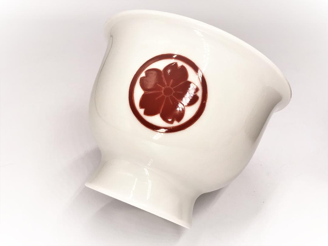 【 柿右衛門 高台鉢 】　白磁深鉢　丸に山桜紋絵付　僅少骨董