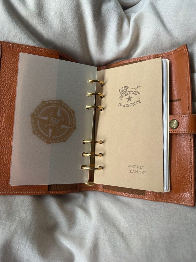 イルビゾンテ　スケジュール帳カバー　キャメル