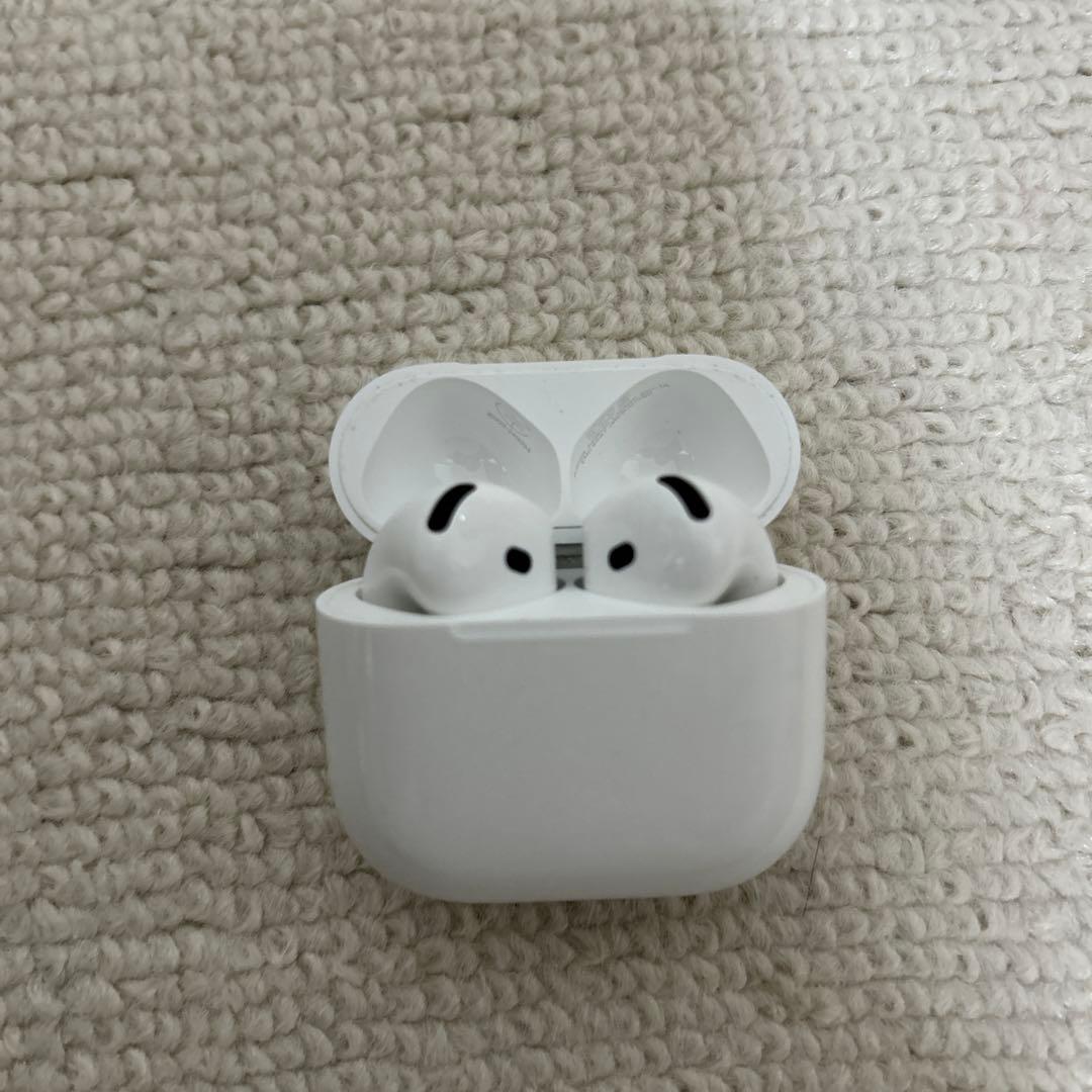 AirPods本体 ホワイト