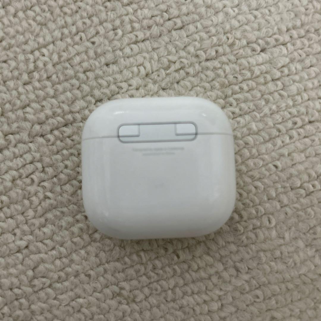 AirPods本体 ホワイト