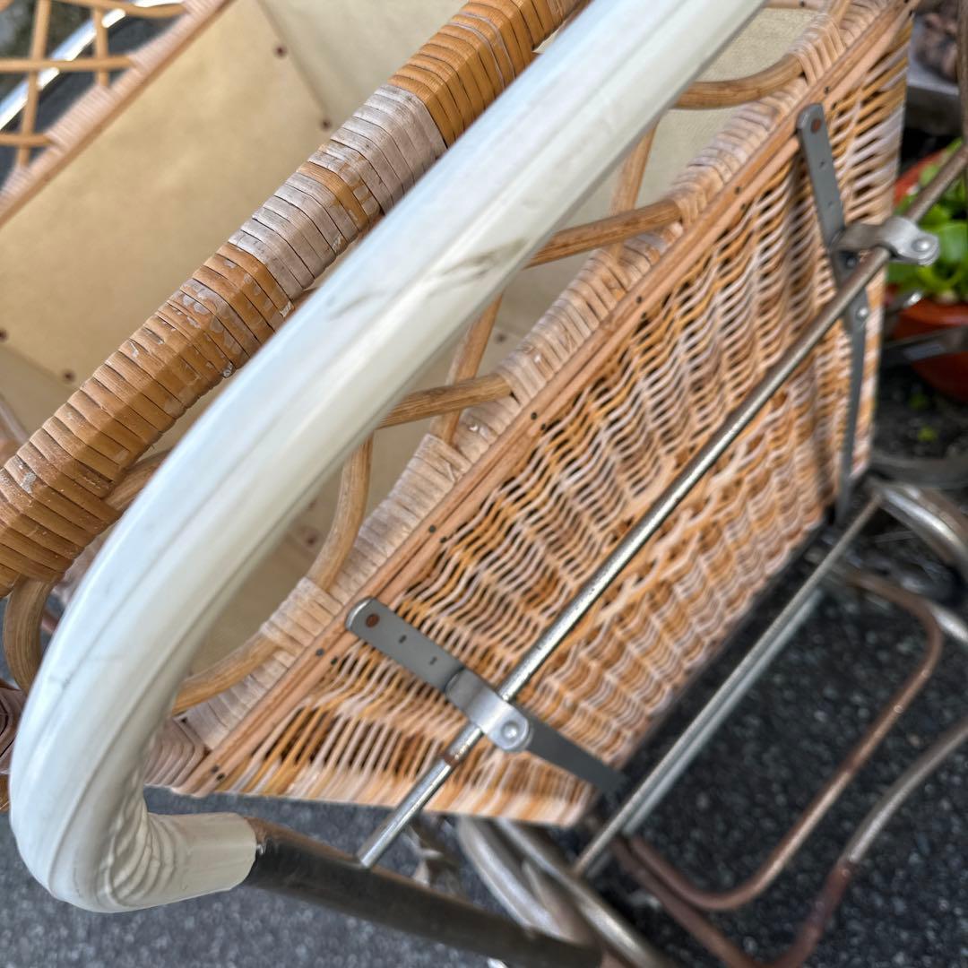 アンティーク　乳母車　とても可愛いホロ付き　ガーデンに！ペットに！