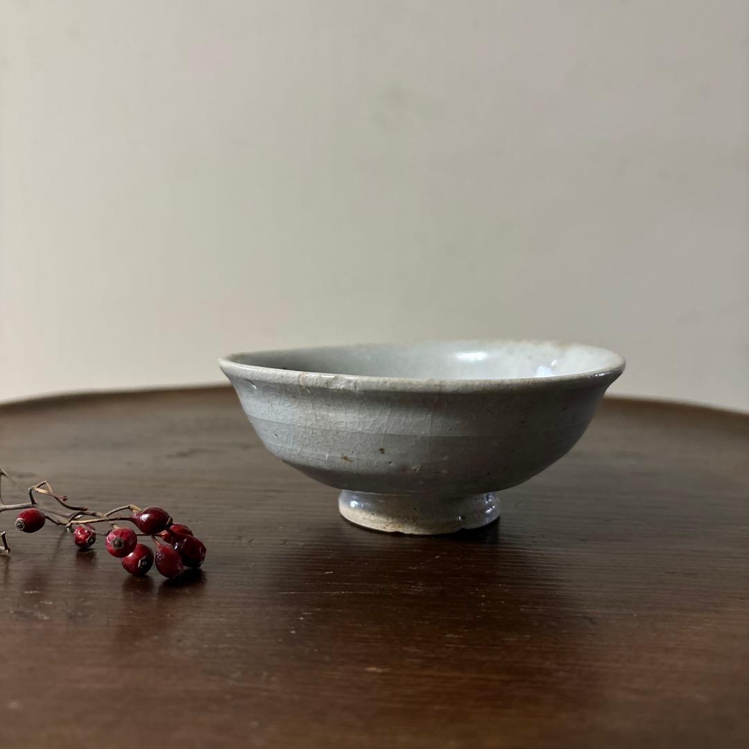 李朝盃　小鉢　白磁　堅手　小服茶碗　韓国アンティーク　古道具　古民芸　古陶磁