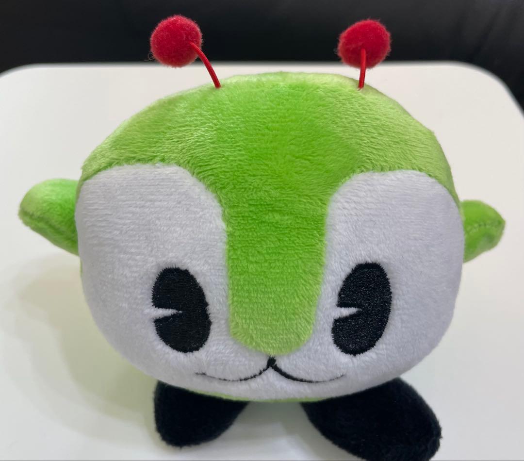 みんくる　ぬいぐるみ　ジャンプ