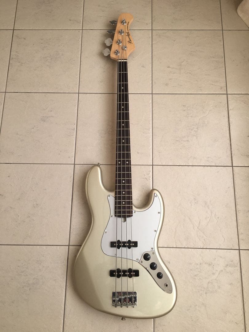 bacchus universe series silver バッカス　ベース