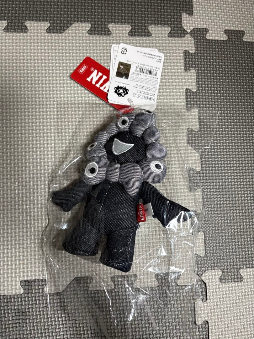 ミャクミャク　デニムキーホルダー　限定品