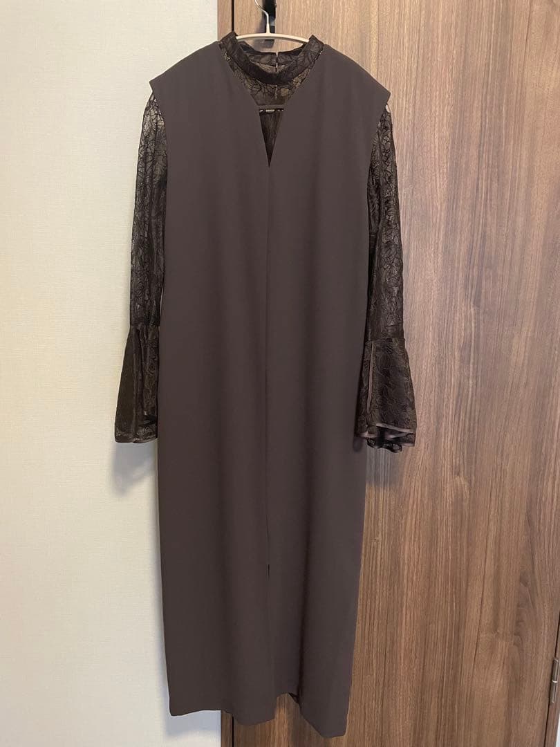 ベルスリーブスリットドレス パーティードレス