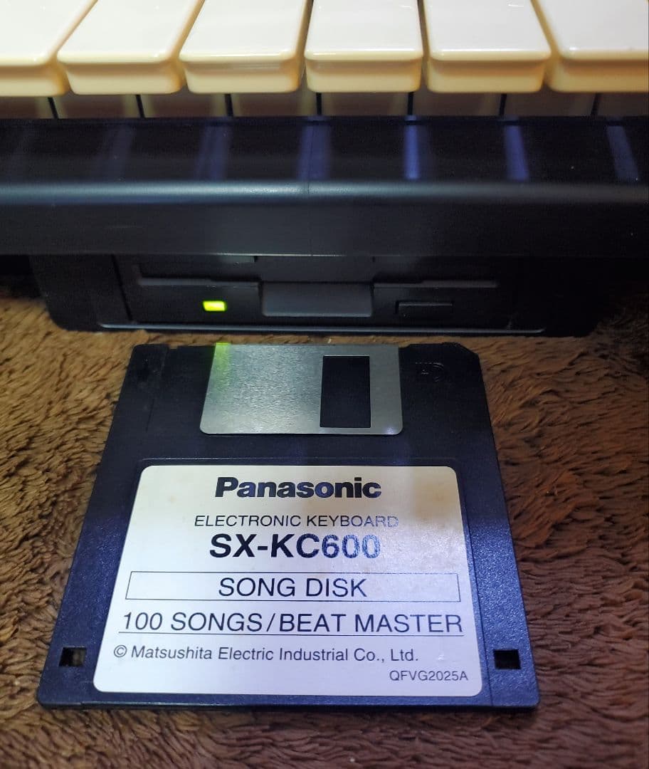 【希少】Panasonic SX-KC600 キーボード 電子ピアノ 海外？