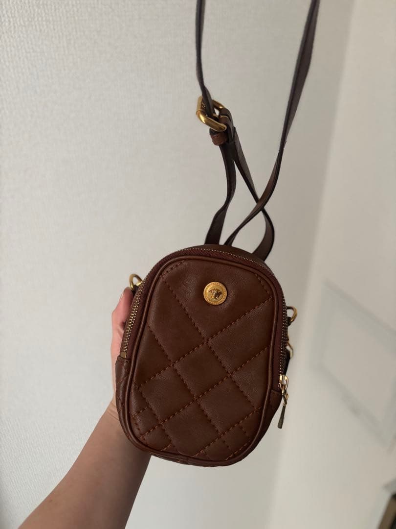 ヴェルサーチ　ショルダーバッグ