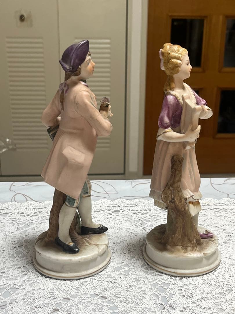 ジノリ　アンティーク イタリア製 フィギュリン磁器人形2点セット