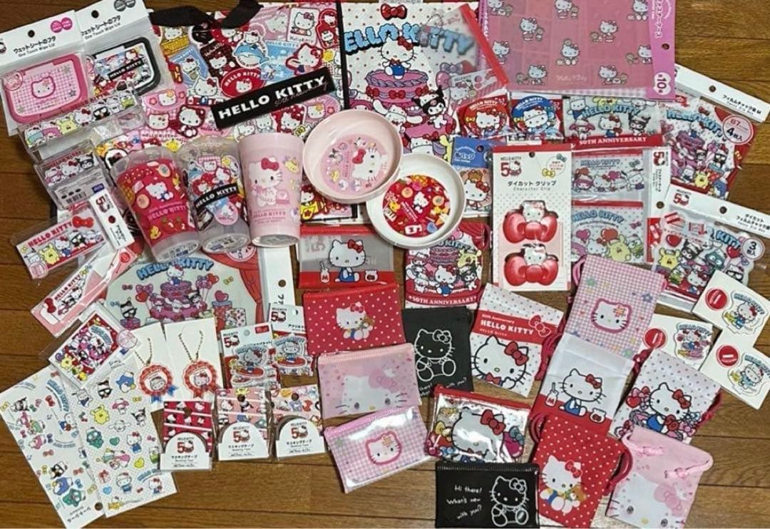 サンリオ ハローキティ 50周年 47種セット キャンドゥ