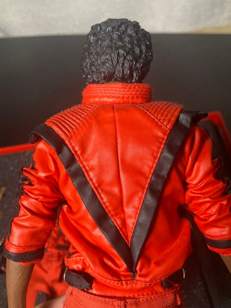 マイケル・ジャクソン スリラー版 フィギュア ホットトイズ