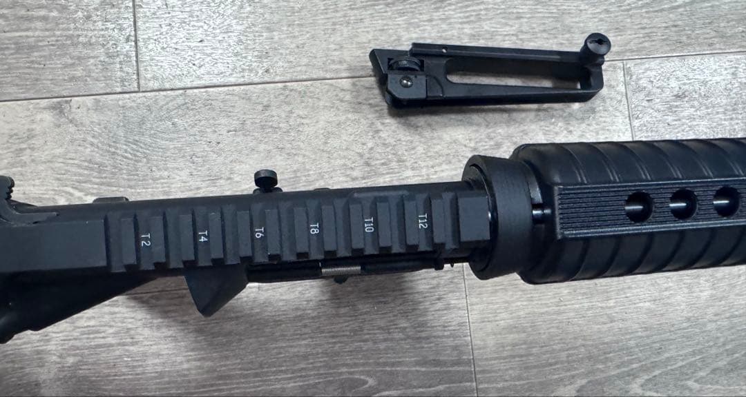 東京マルイ コルト M4A1 カービン 電動ガン