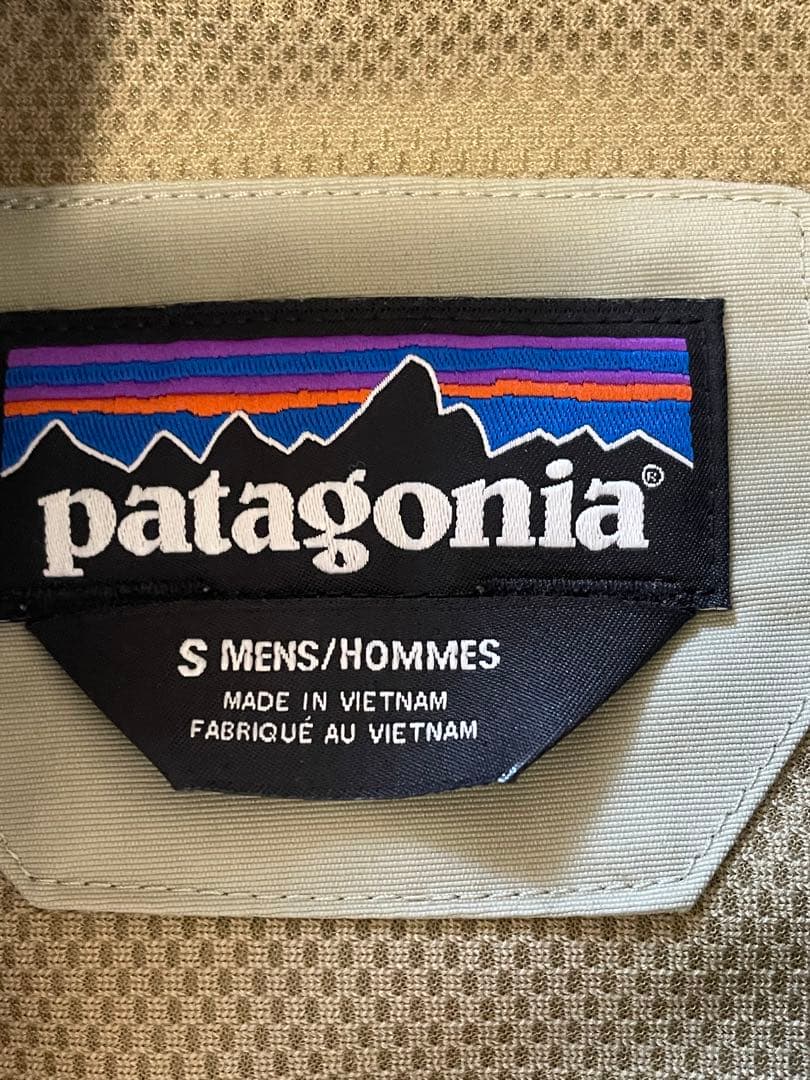 パタゴニア　バギーズジャケット　カーキー　美品