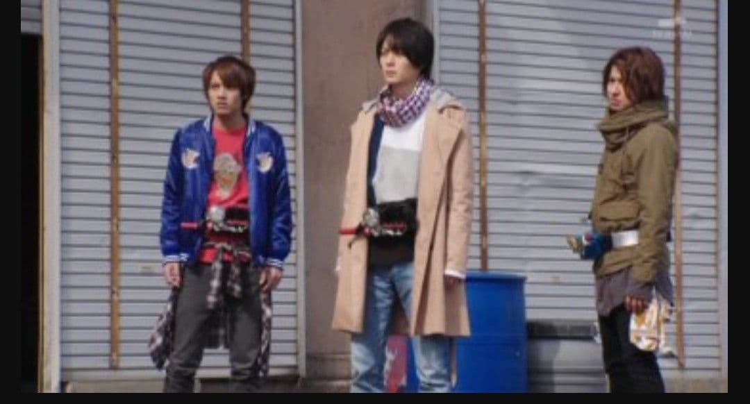 【希少価値】　桐生戦兎　着用　衣装　同型モデル　色違い　Mサイズ