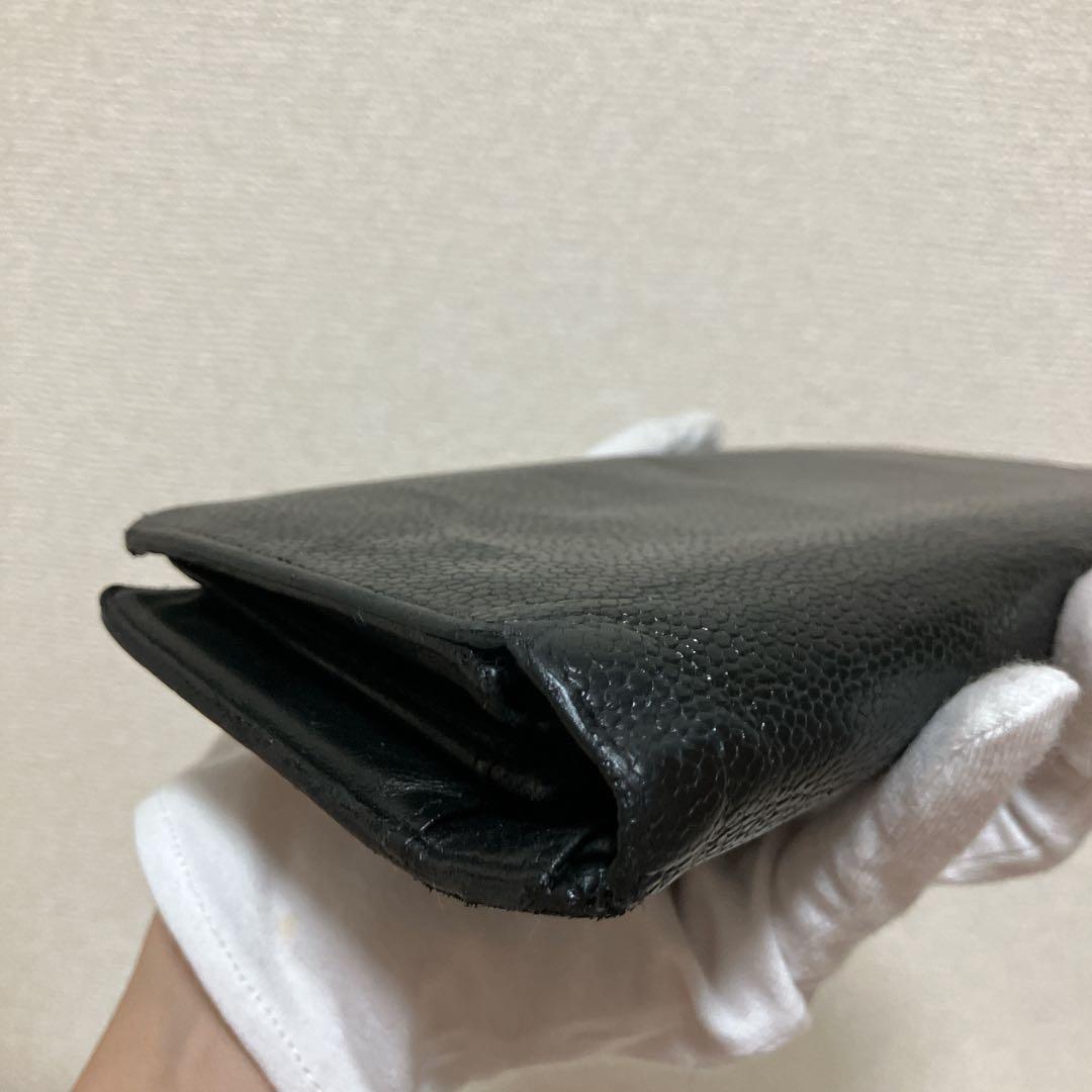✨本物鑑定済✨CHANEL キャビアスキン　ココマーク　二つ折り　長財布　黒