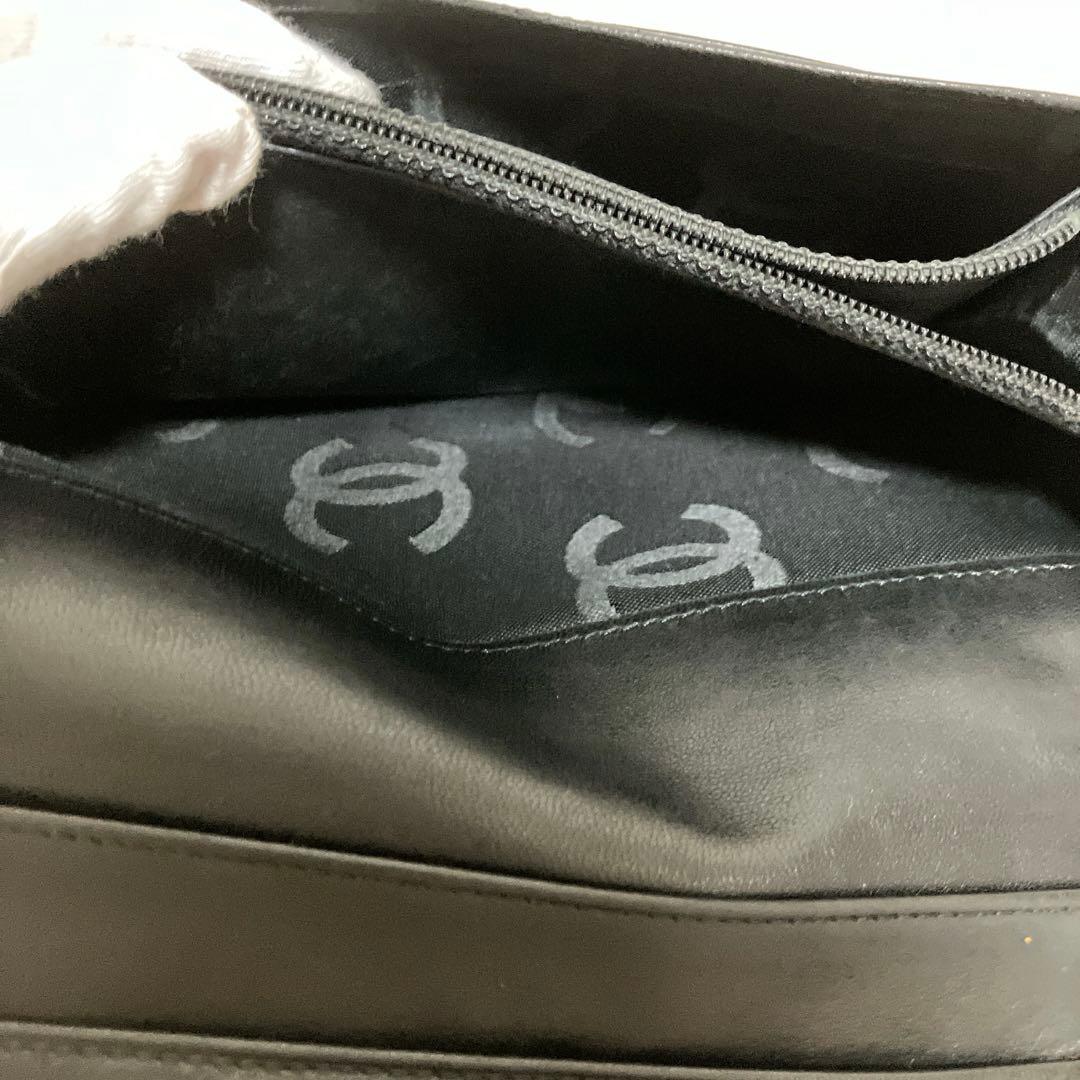 ✨本物鑑定済✨CHANEL キャビアスキン　ココマーク　二つ折り　長財布　黒
