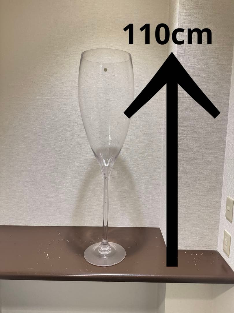 巨大シャンパングラス　店舗イベント　花瓶　インテリア　デカ盛りパーティー風水