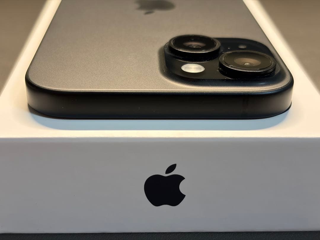 Kasadaiさま　iPhone15 ブラック　128GB