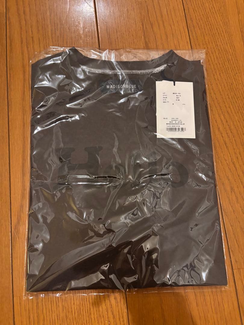 MADISON BLUE HELLO グレー Tシャツ M