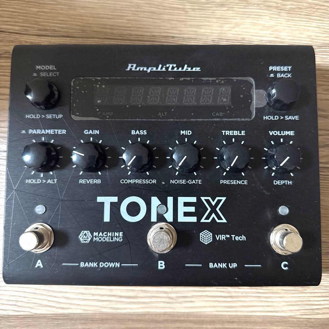 【未通電・新品同様】TONEX Pedal／未登録ライセンスカード付属