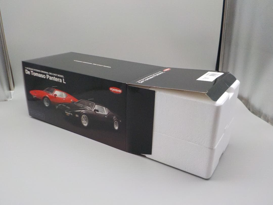 De Tomaso Pnantera L red 1/18 ミニカー