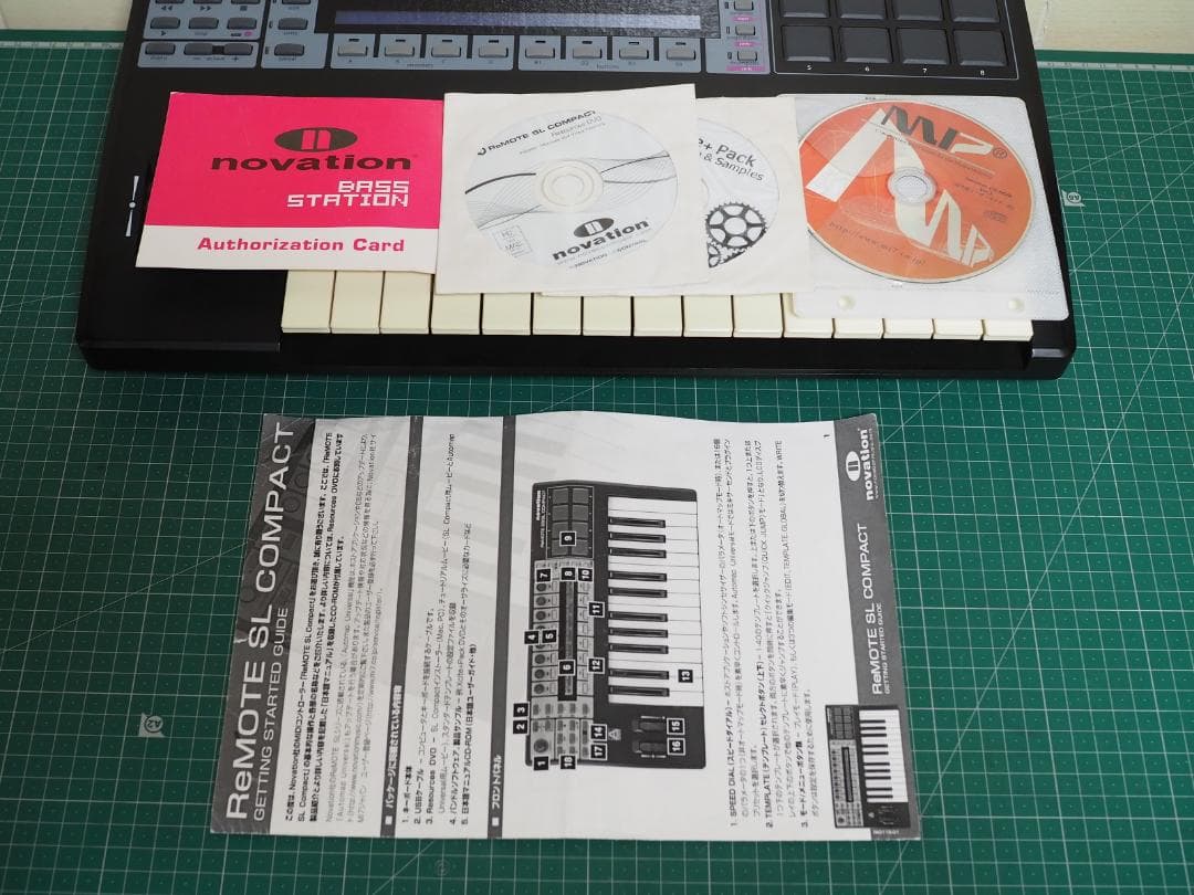 【中古・動作確認済】Novation ReMOTE 25 SL COMPACT