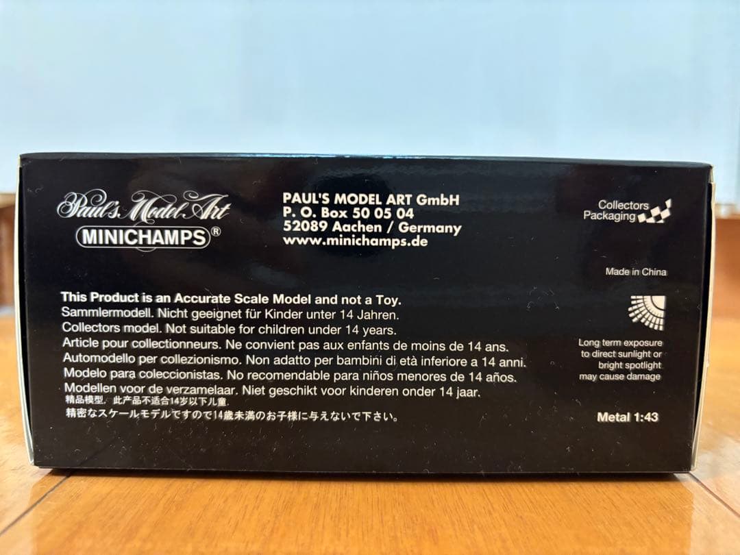 アウディRS Q3 スポーツバック グレー ミニチャンプス 1/18