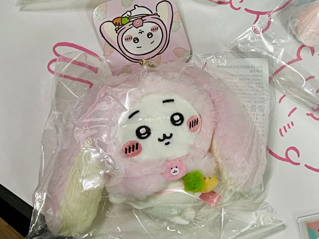 ちいかわ　うさぎ　ハチワレ　ロップイヤーなマスコット 台湾限定