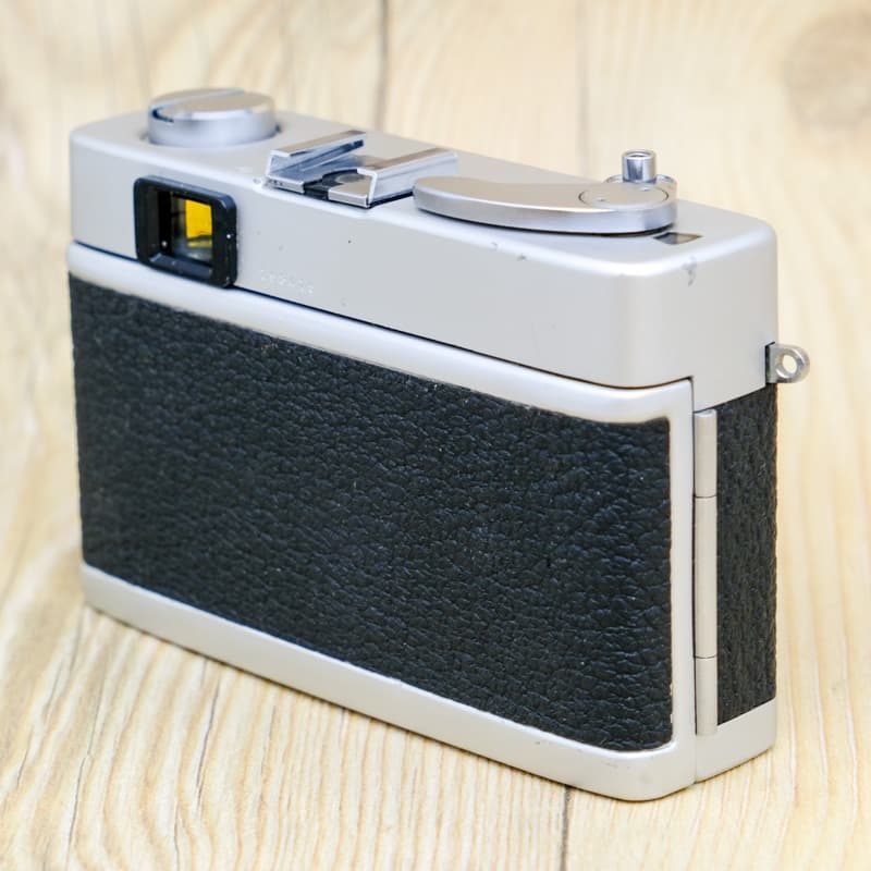 【整備品】珍品　KONICA C35 コニカ シルバーカウンター