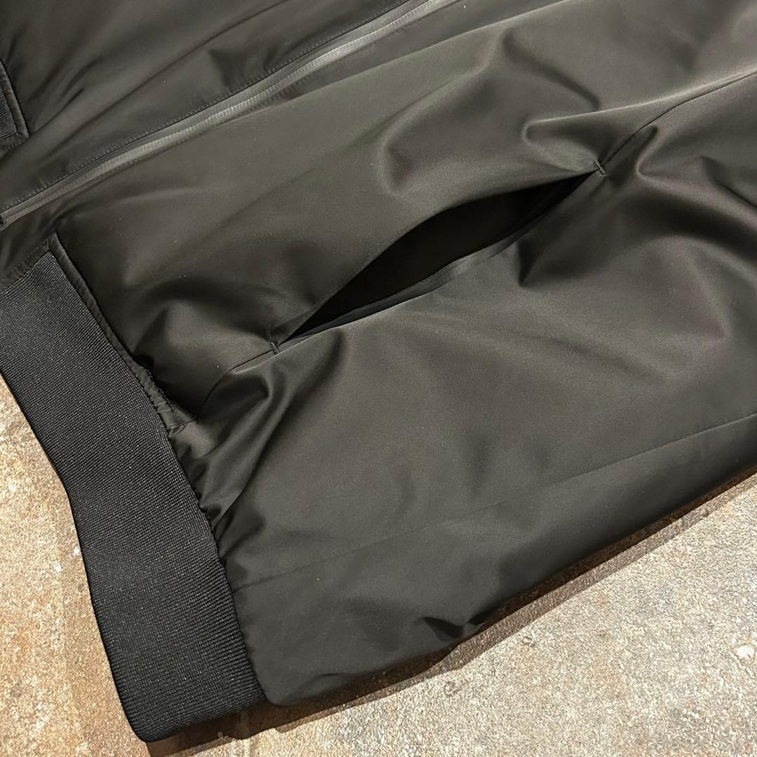 Ferrariフェラーリ フルジップ ボンバージャケットブラック 中綿 XL