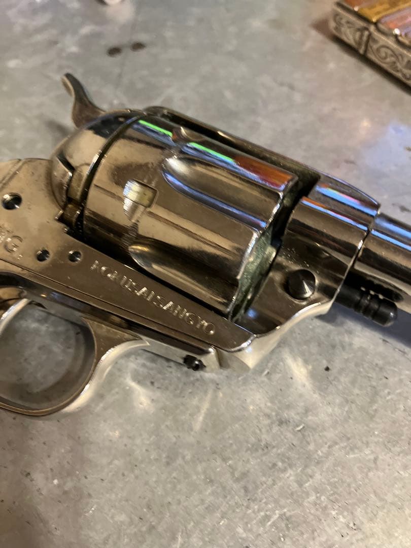 コクサイリボルバーモデルガン