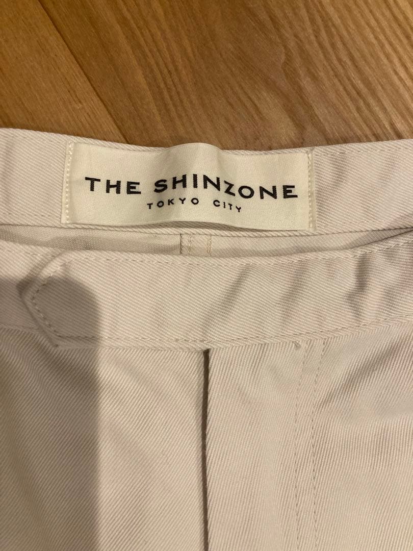 THE SHINZONE ホワイト チノパン