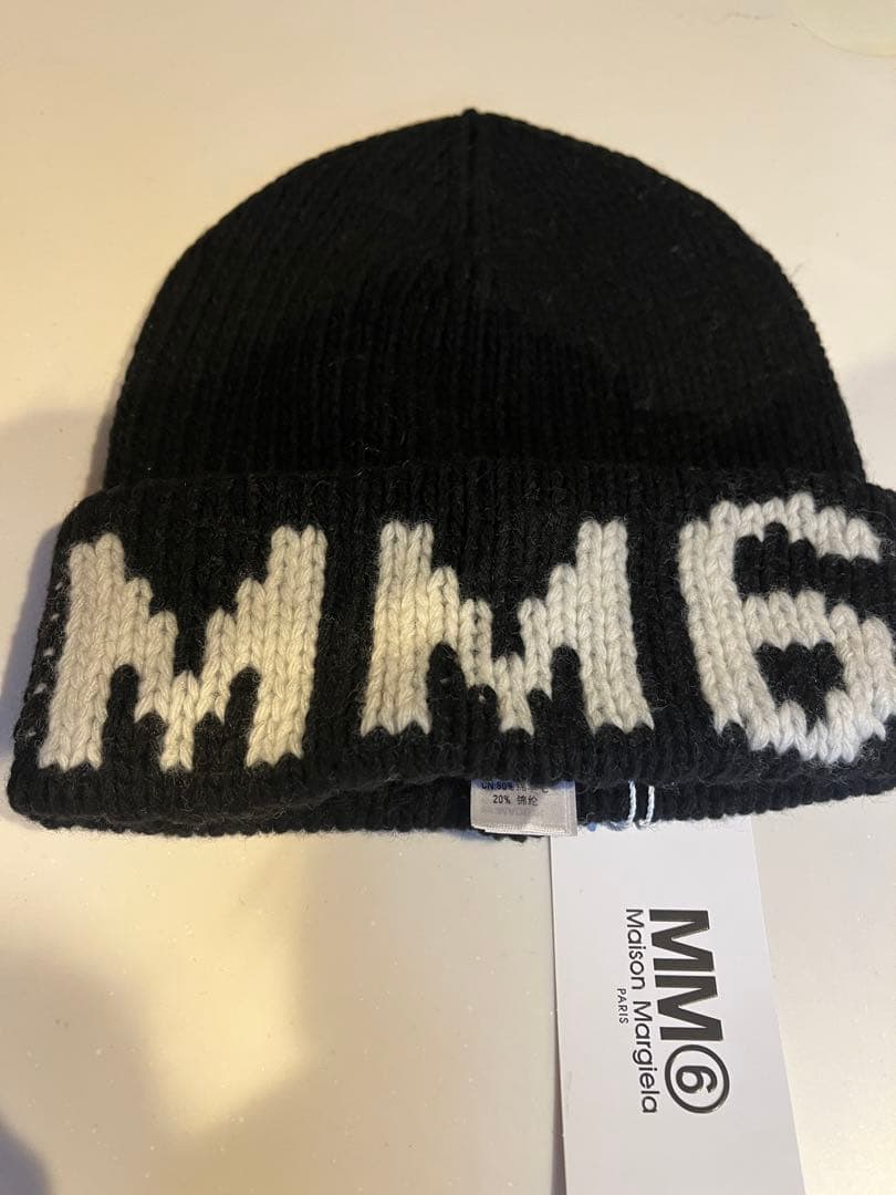 MM6 Maison Margiela ニット帽 黒・白